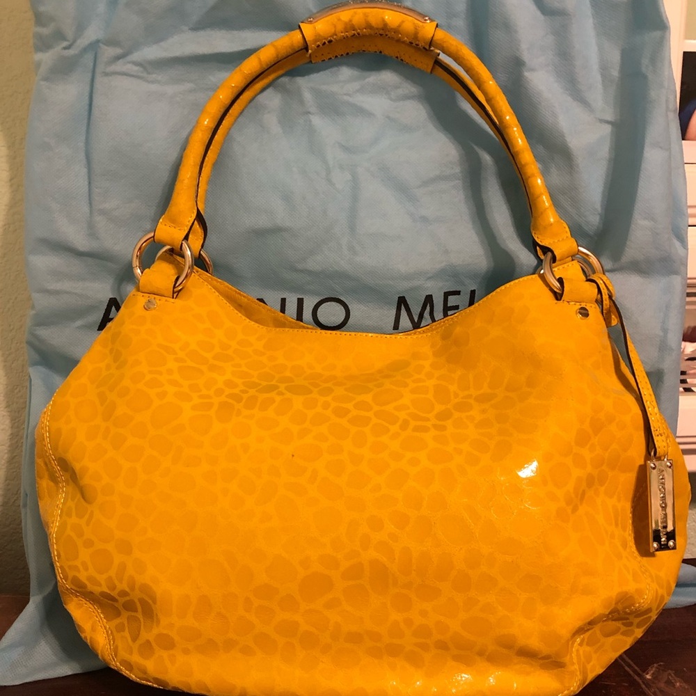 NWOT Antonio Melani leather handbag